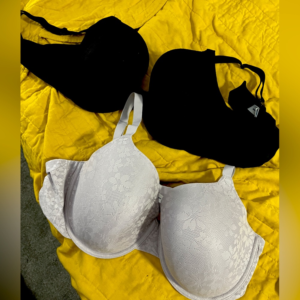 NWOT old navy bras